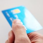 任意整理中にクレジットカードの増額申請するのは危険！